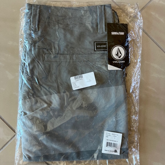 #2679 Volcom Surf & Turf SNT frickin mix 21" size 31 - Picture 3 of 7